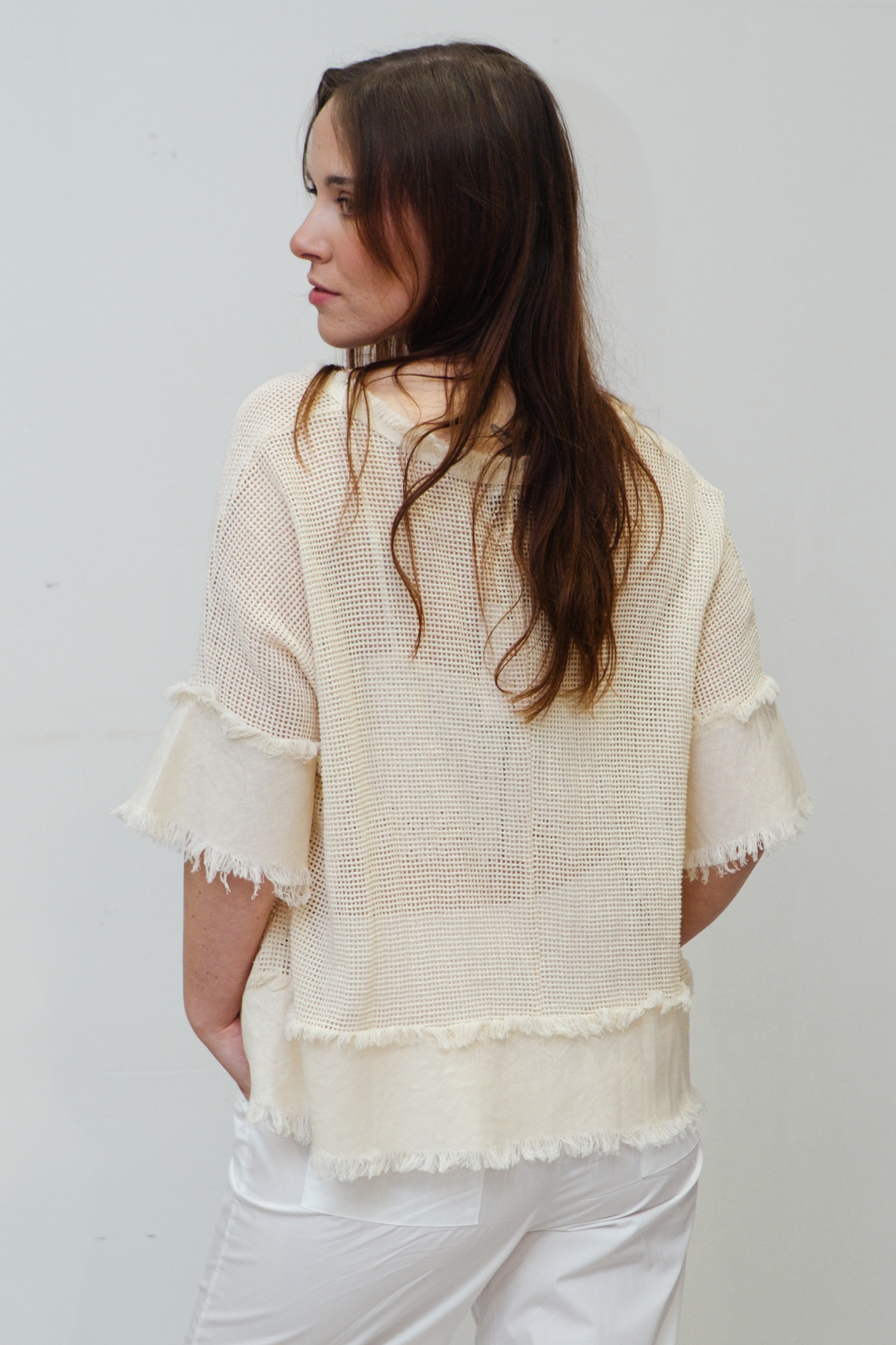 'Isla' Mesh Overlay Linen Top