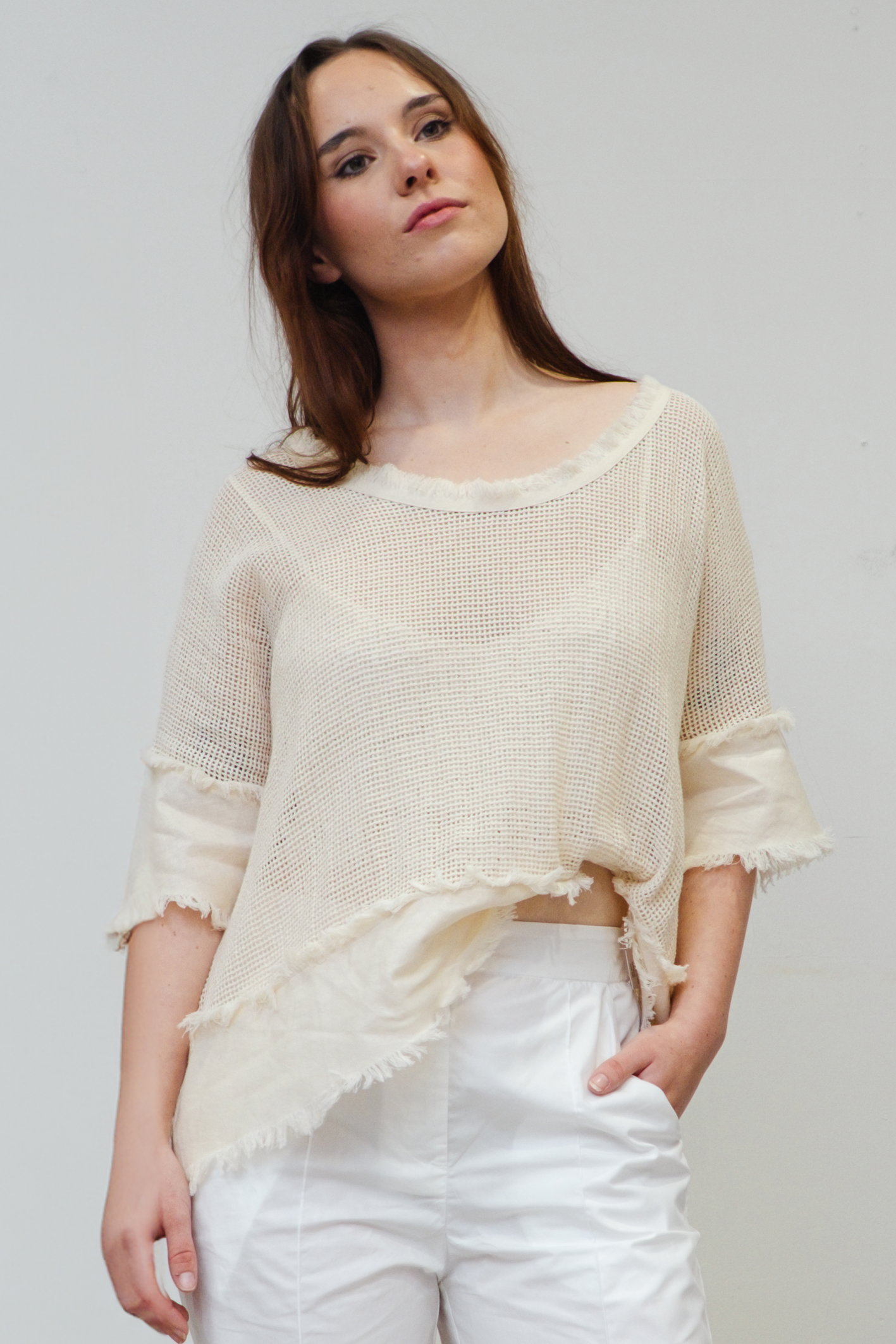 'Isla' Mesh Overlay Linen Top