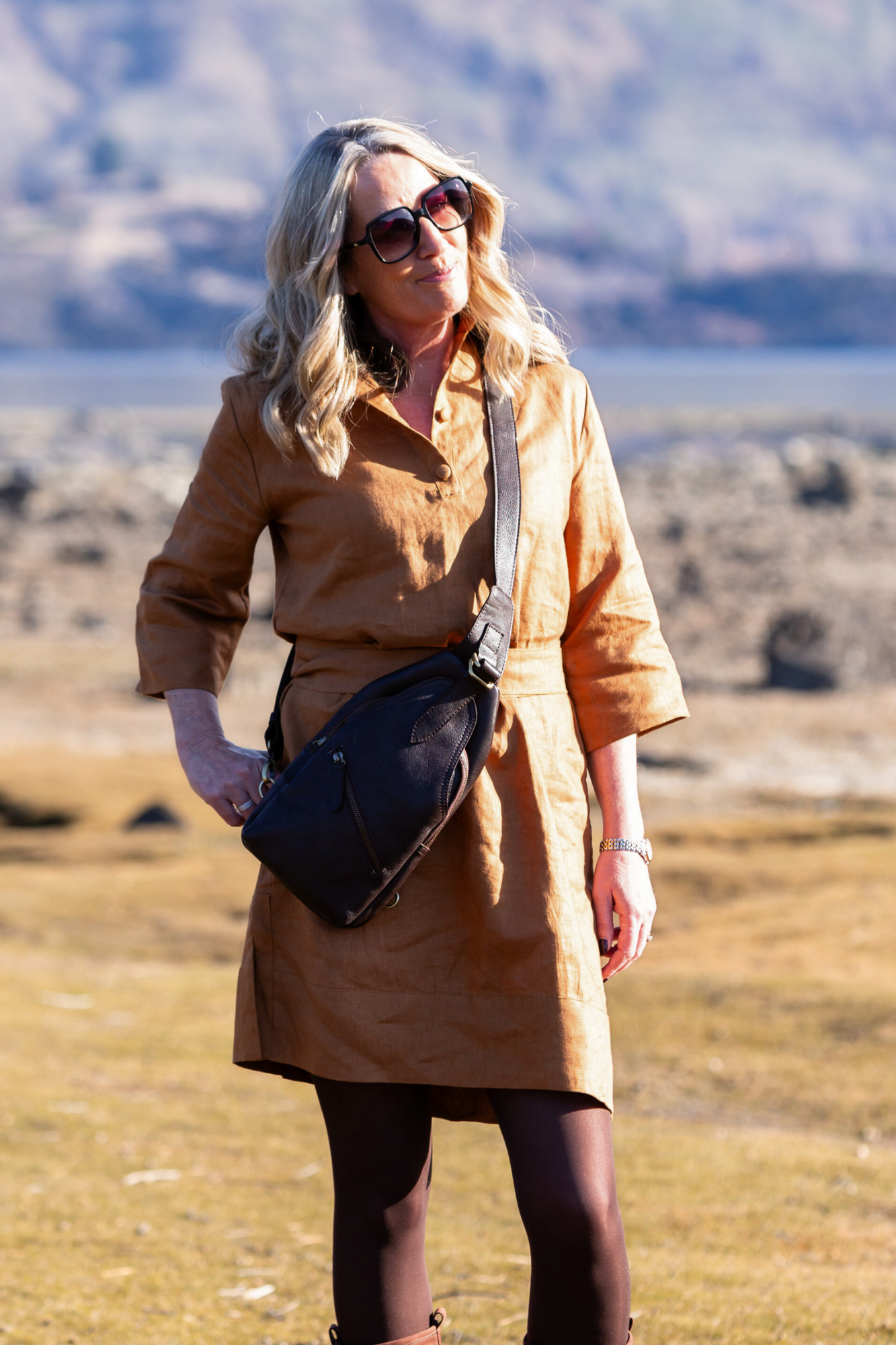 'Arlo' Leather Nomad Bag