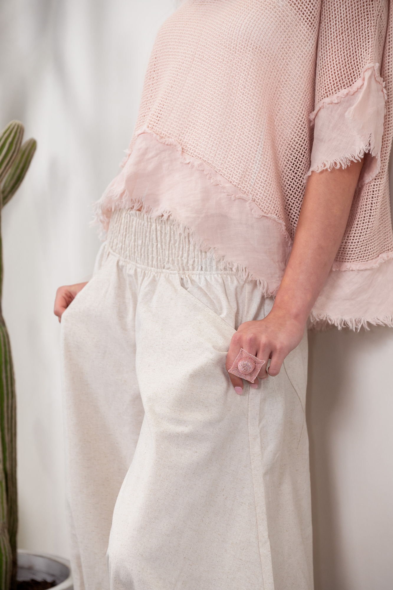 'Isla' Cotton Linen Mesh Top - Blush