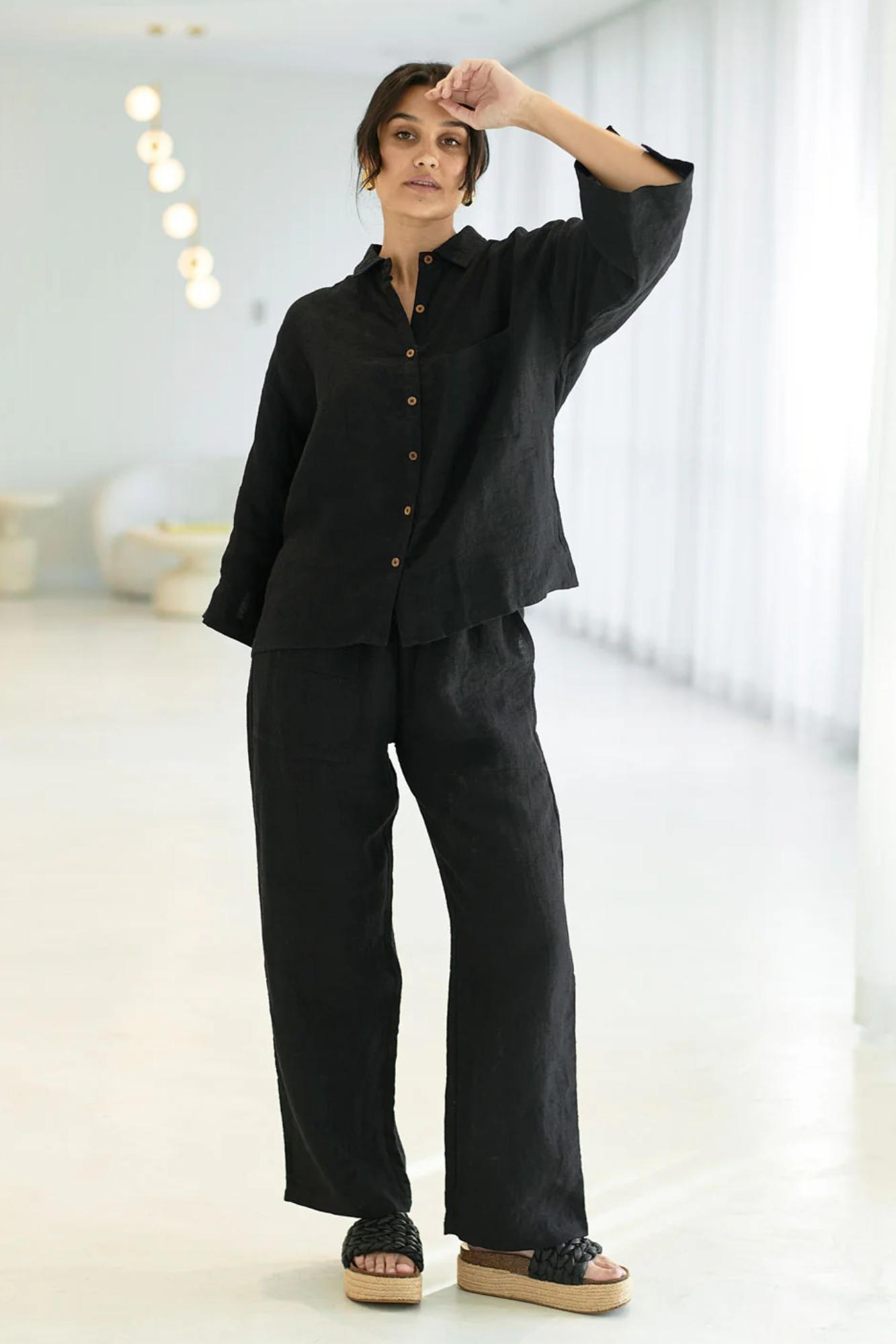 'Eadie' Linen Shirt - Basic Black