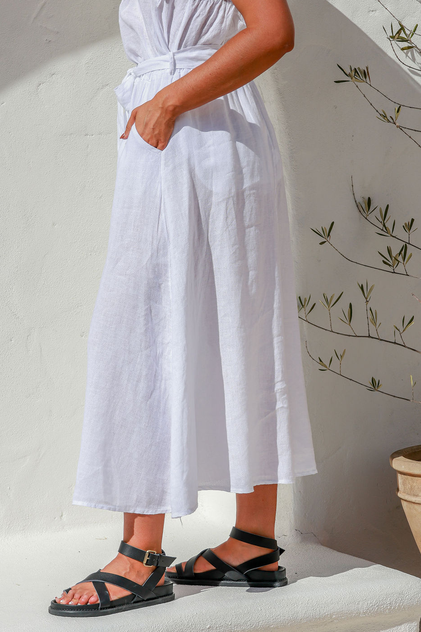 'Vera' Linen Skirt - White