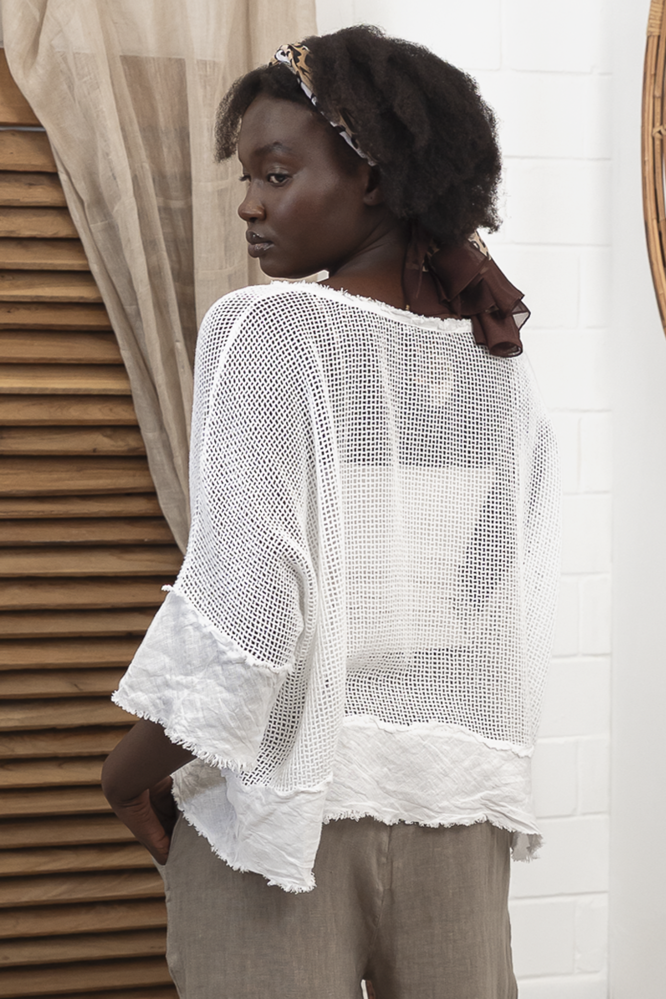 'Isla' Mesh Overlay Linen Top